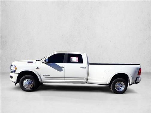 2022 RAM 3500 Limited Crew Cab 4x4 8' Box