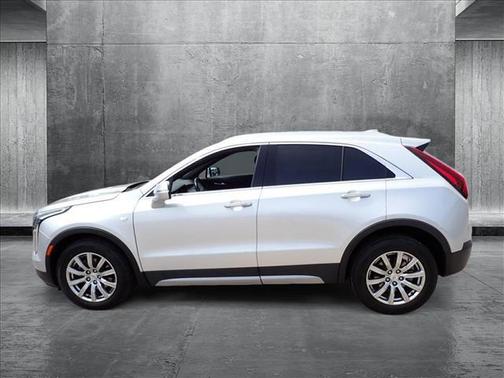 2022 Cadillac XT4 Premium Luxury