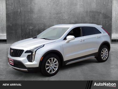 2022 Cadillac XT4 Premium Luxury