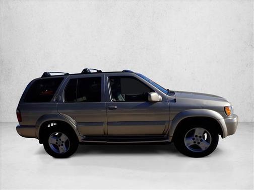 2001 INFINITI QX4 Luxury