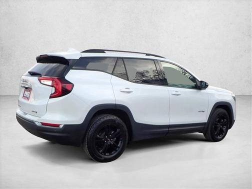 2024 GMC Terrain AWD AT4