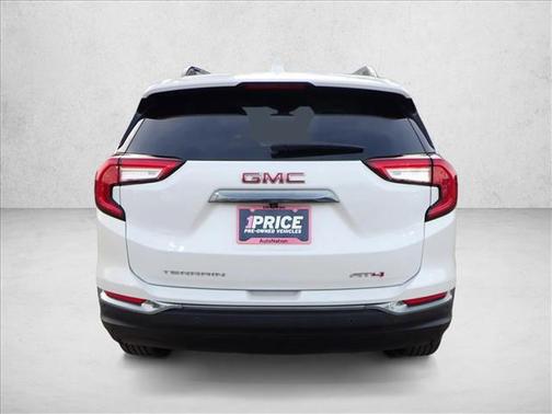 2024 GMC Terrain AWD AT4