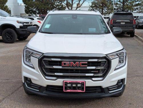 2024 GMC Terrain AWD AT4