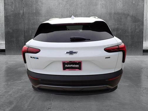 2025 Chevrolet Blazer EV eAWD LT