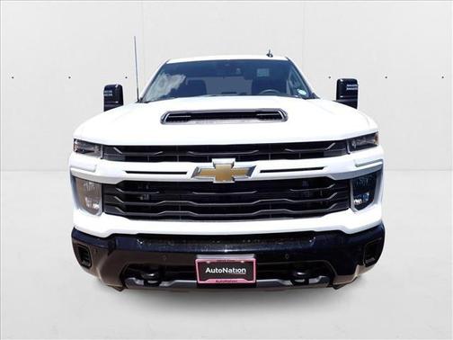 2025 Chevrolet Silverado 2500 Custom