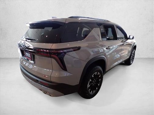 Sandstone Gray 2026 Chevrolet Traverse AWD Z71