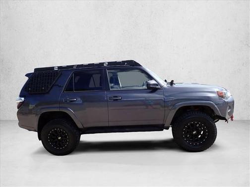 2022 Toyota 4Runner TRD Off Road