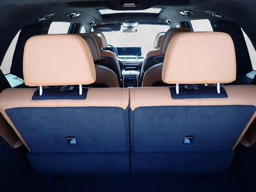 Alpine White 2024 BMW X7 xDrive40i