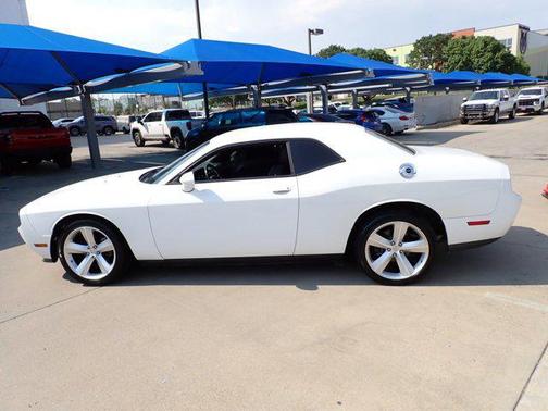 2013 Dodge Challenger SXT