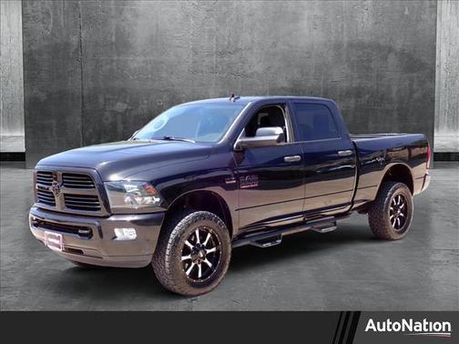 2017 RAM 3500 Big Horn Crew Cab 4x4 6'4' Box