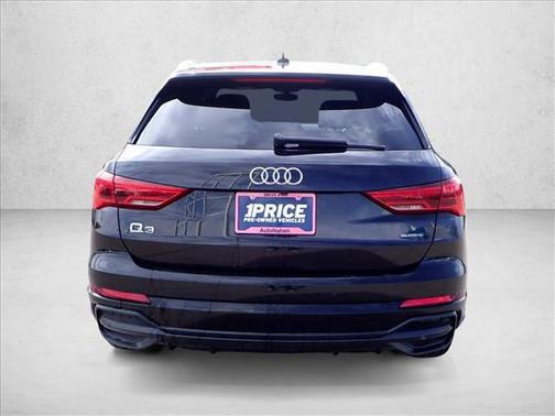 2022 Audi Q3 45 S line Premium Plus