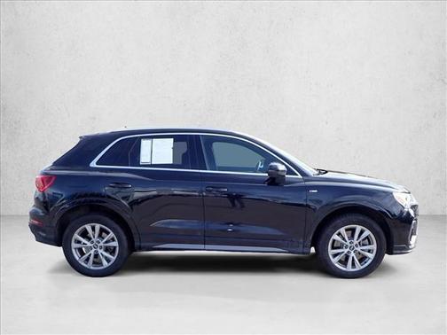 2022 Audi Q3 45 S line Premium Plus