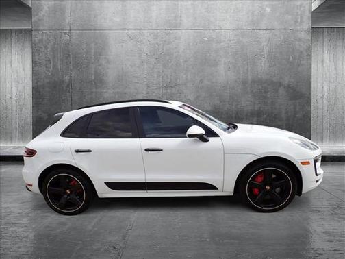 2018 Porsche Macan GTS