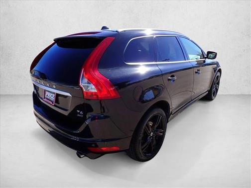 2017 Volvo XC60 T6 R-Design