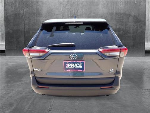 2022 Toyota RAV4 LE
