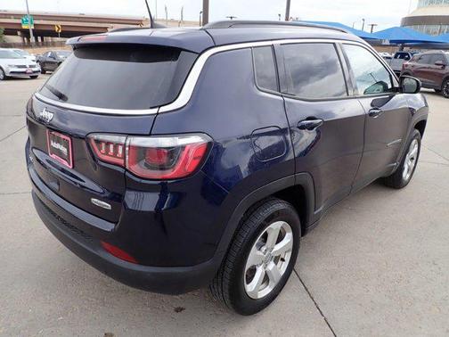 Jazz Blue Pearlcoat 2019 Jeep Compass Latitude