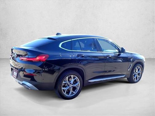 2024 BMW X4 xDrive30i