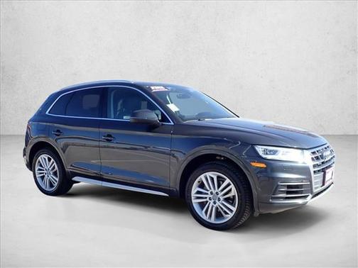 Manhattan Gray Metallic 2018 Audi Q5 2.0T Premium Plus