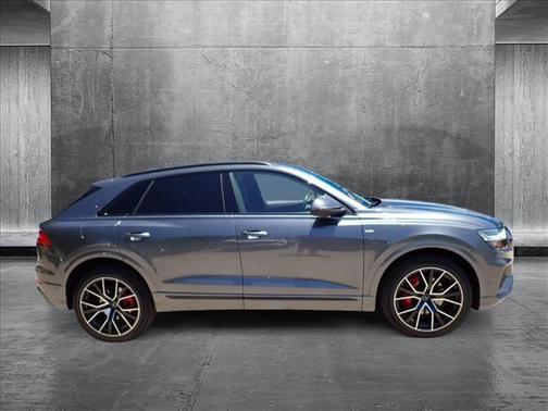 2021 Audi Q8 55 Premium Plus