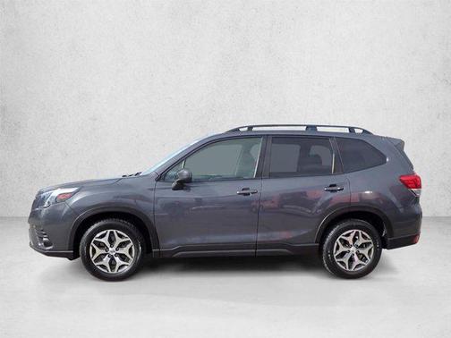 Magnetite Gray Metallic 2022 Subaru Forester Premium