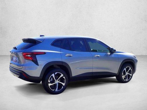 Sterling Gray Metallic 2024 Chevrolet Trax FWD 1RS
