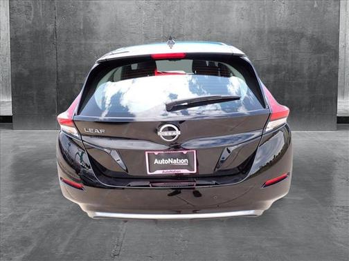2025 Nissan Leaf S
