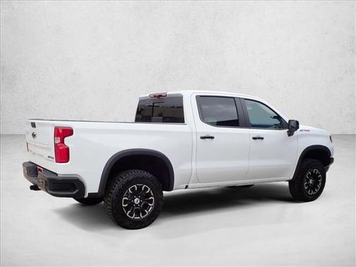Summit White 2026 Chevrolet Silverado 1500 ZR2