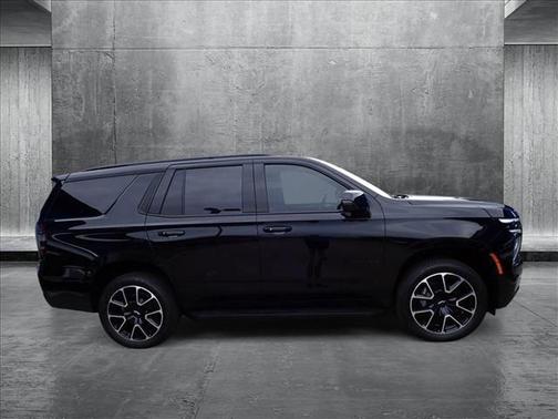 2025 Chevrolet Tahoe 4WD RST
