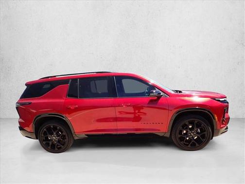 Radiant Red Tintcoat 2024 Chevrolet Traverse RS