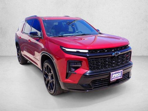 Radiant Red Tintcoat 2024 Chevrolet Traverse RS