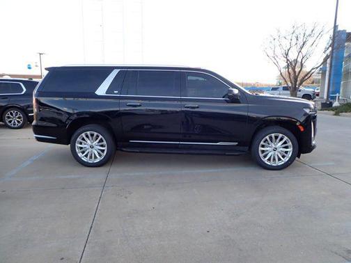 2022 Cadillac Escalade ESV Luxury