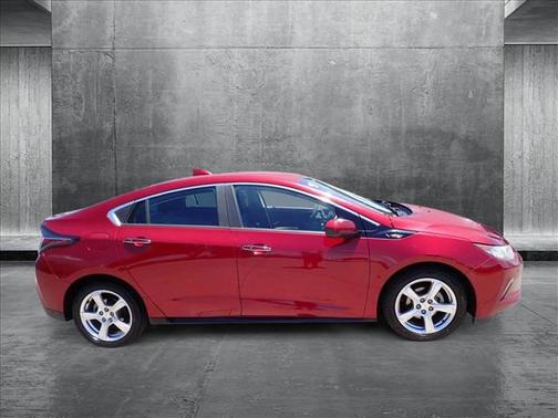 2017 Chevrolet Volt LT