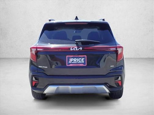 Fusion Black 2024 Kia Seltos S