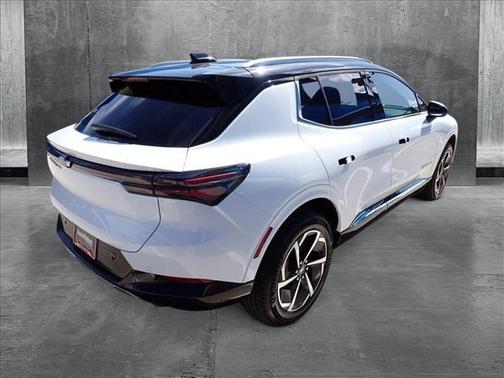 2025 Chevrolet Equinox EV LT
