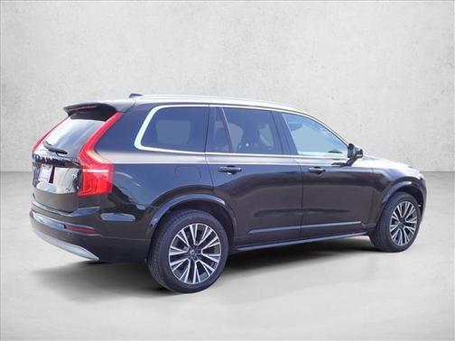 Onyx Black Metallic 2022 Volvo XC90 T5 Momentum