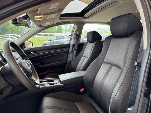 Crystal Black Pearl 2019 Honda Accord EX
