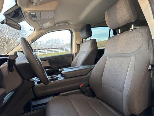 2025 Ford Expedition Max Active 4x4