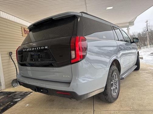 2025 Ford Expedition Max Active 4x4