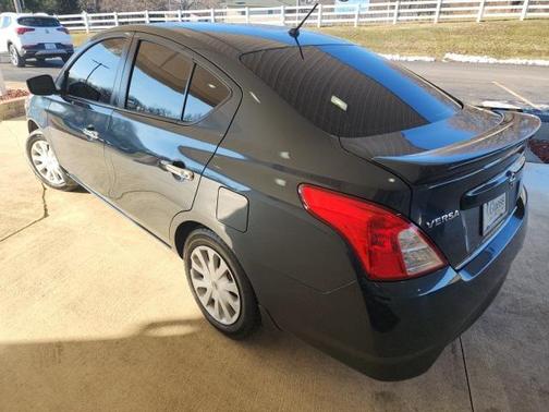 2017 Nissan Versa 1.6 SV