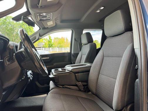 Pacific Blue Metallic 2019 GMC Sierra 1500 SLE