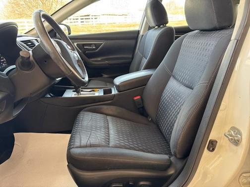 2016 Nissan Altima 2.5 SV