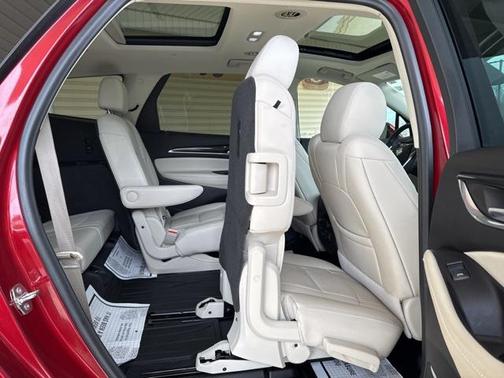 2022 Buick Enclave AWD Essence