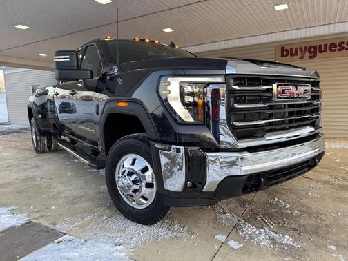 2026 GMC Sierra 3500 SLE