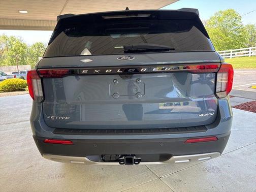 Vapor Blue Metallic 2026 Ford Explorer Active