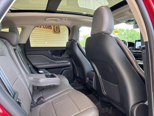 Red Carpet Metallic Tinted Clearcoat 2023 Lincoln Corsair Reserve