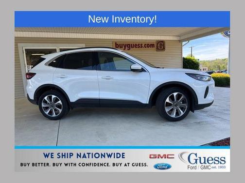 Star White Metallic Tri-Coat 2024 Ford Escape Platinum