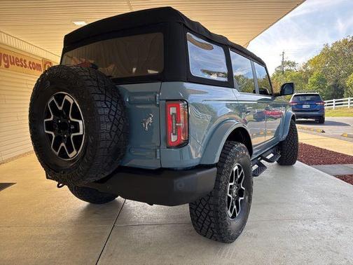 2022 Ford Bronco Outer Banks