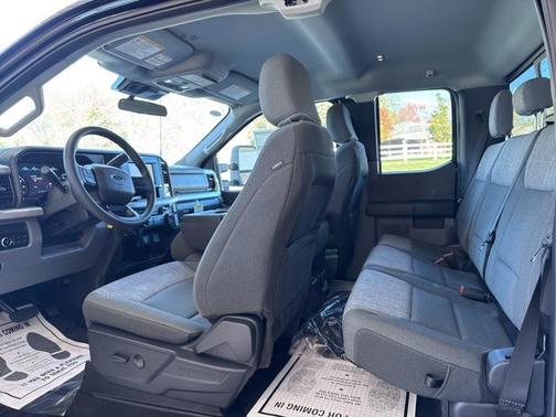 2025 Ford F-350 XLT
