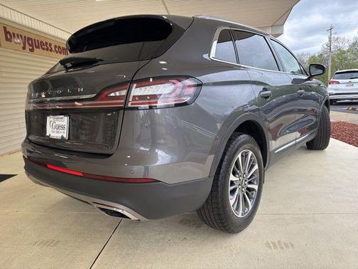 Asher Gray Metallic Clearcoat 2022 Lincoln Nautilus Standard