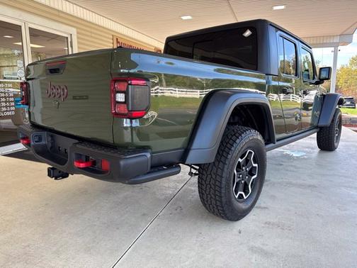 Sarge Green Clearcoat 2021 Jeep Gladiator Rubicon